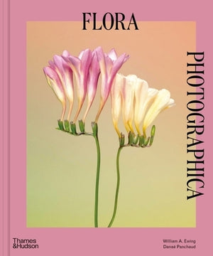 Flora Photographica: The Flower in Contemporary Photography by Ewing, William A.