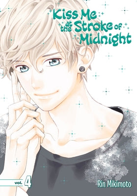 Kiss Me at the Stroke of Midnight 4 by Mikimoto, Rin